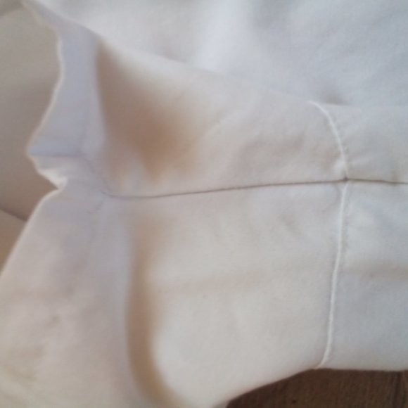 EUC WHITE BUTTON UP SHIRT - Picture 5 of 6